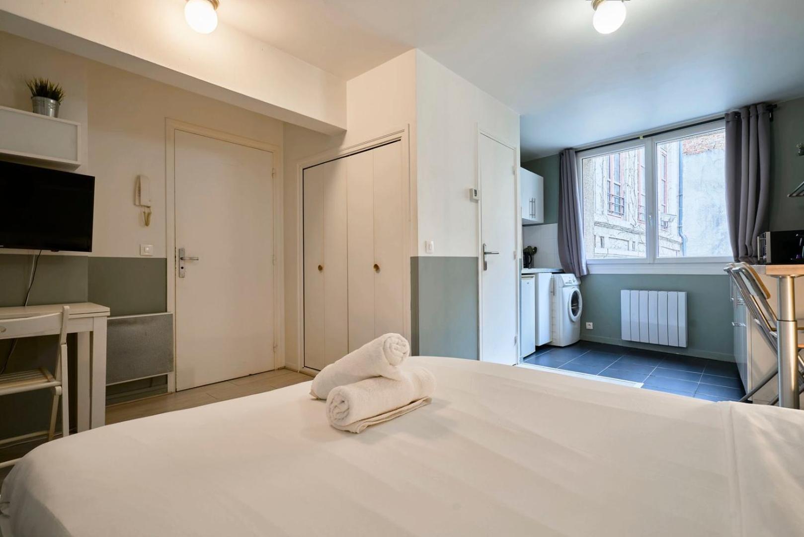 Equipped Studio In Vieux-Lille Near Grand Place Eksteriør bilde